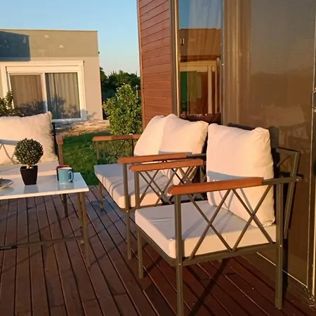 Apartment Orange Evleri